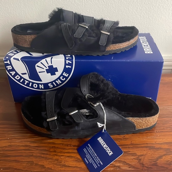 Birkenstock Shoes - Birkenstock Florida Fresh Shearling Black asst asa
